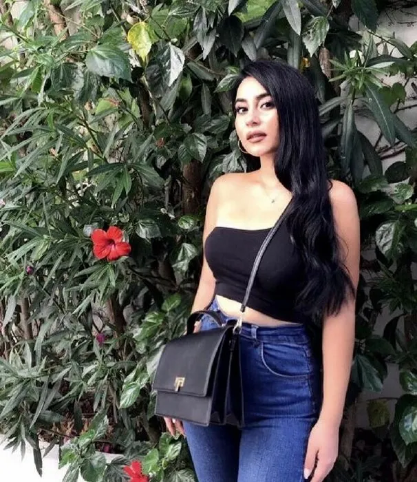 Milli boksörün öldürdüğü Zeynep Şenpınar, gözyaşları ile toprağa verildi