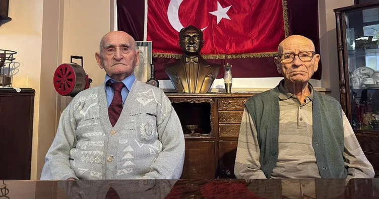 Asırlık çınarların Atatürk sevgisi