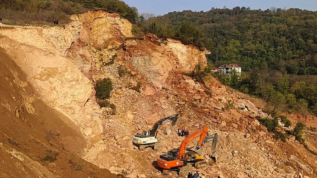 Ordu’daki taş ocağı faciasında iki kişi hayatını kaybetmişti: 2 kişi tutuklandı! Ordu’daki taş ocağı faciasında iki kişi hayatını kaybetmişti: 2 kişi tutuklandı!