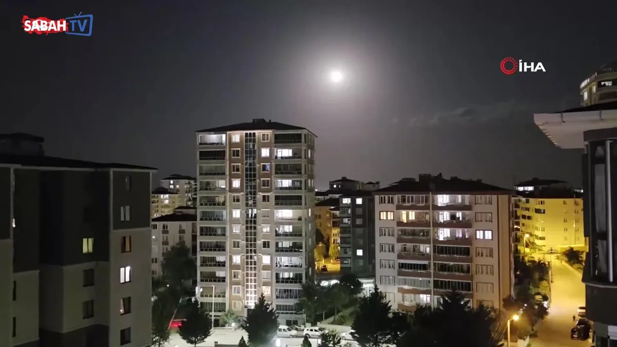 Çilek Dolunayı Edirne semalarını aydınlattı videosunu izle Çilek Dolunayı Edirne semalarını aydınlattı videosunu izle