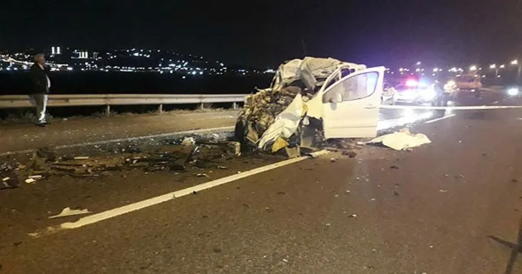 Kaza sonrası alev alan otomobilin sürücüsü hayatını kaybetti