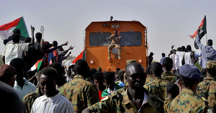 Sudan'da göstericilere müdahale!