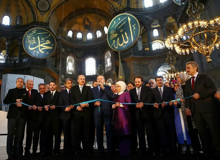 Cumhurbaşkanı Erdoğan'ın Yeditepe Bienali açılışından yansıyan kareleri