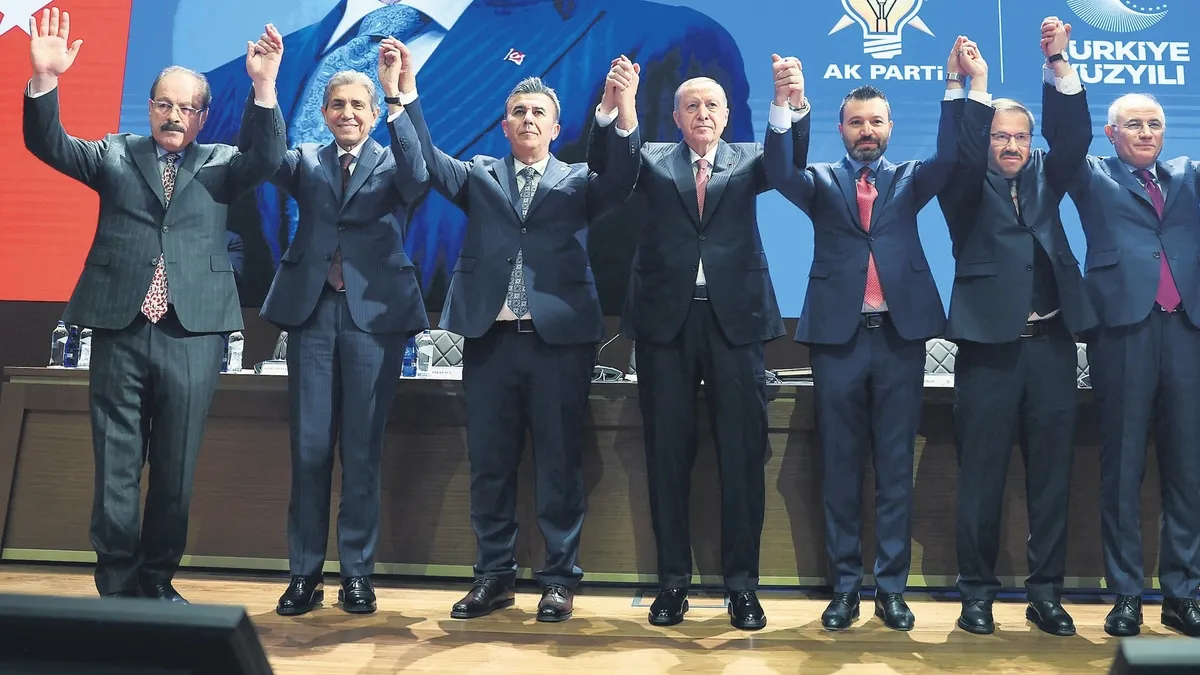 4 belediye başkanı AK Parti’ye katıldı