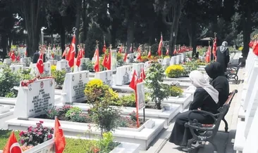 Şehitlikte buruk gün