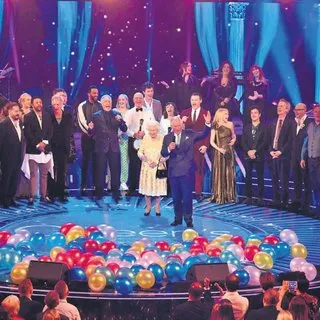 Kraliçe 92’nci yaşını kutladı