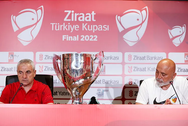 ziraat-turkiye-kupasi-finali-bugun-oynaniyor-kayserispor-ile-sivasspor-kupa-icin-mucadele-edecek-1653552338389.jpg