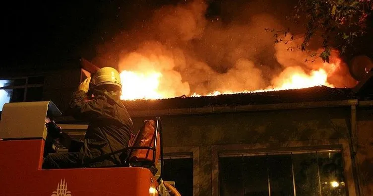 Beşiktaş’ta işyeri yangını