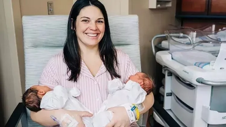 Görenler şaştı kaldı! Milyonda bir gerçekleşen olay oldu, ABD’de çift rahimli bir kadın iki günde iki bebek doğurdu