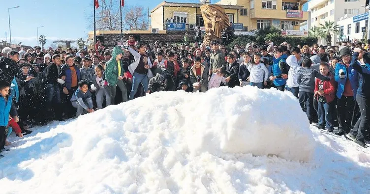 Gazipaşa’da kar keyfi