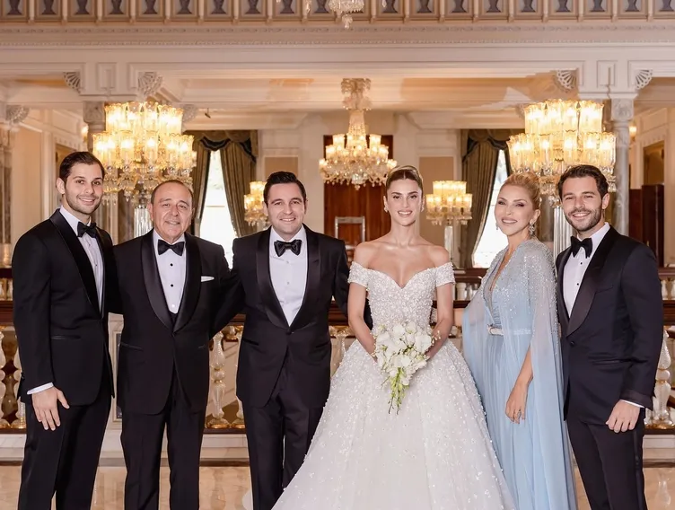 Sabancı ailesinde sular durulmuyor! Bir şok da en küçük oğulları Kerim’den geldi! Bakın kiminle yakalandı...