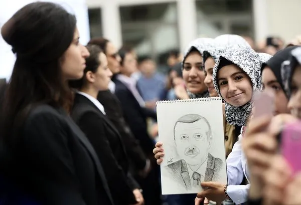 Minik öğrenci Erdoğan'ı güldürdü