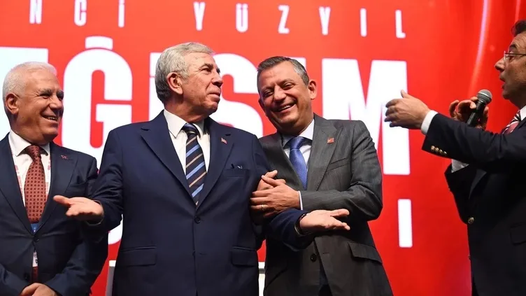 Ekrem İmamoğlu ve Özgür Özel’in hançer politikası: CHP’de ön seçimi engellemek isteyen darbeciler mi var?