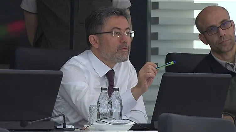 SON DAKİKA… İzmir’deki orman yangınında 3. gün! Ekiplerin cansiperane mücadelesi sürüyor: Kahreden görüntüler...