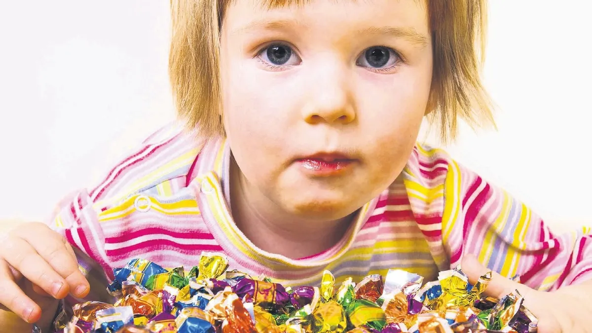 Çocuklar bayramda şeker tüketirken dikkat! Çocuklar bayramda şeker tüketirken dikkat!