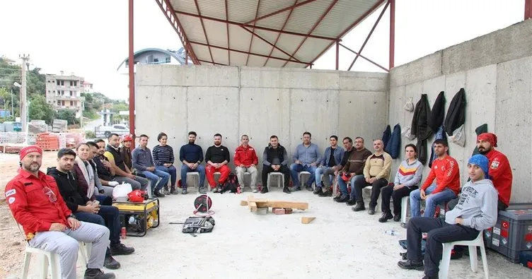 AKUT, Alanya’da İnşaat Mühendislerine Depremde Müdahale Eğitimi!
