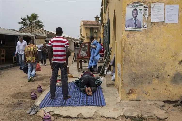 Senegal’de sömürgeciliğin izleri