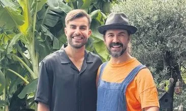 Yaş gününü ailesiyle kutladı