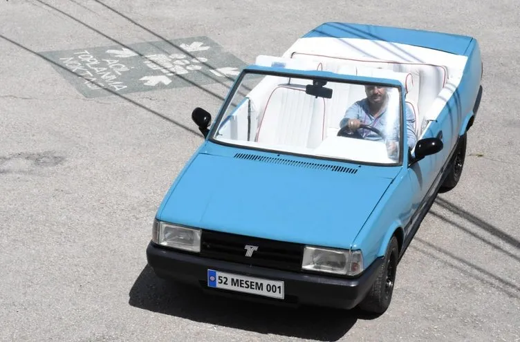 1988 model hurda aracı spor otomobile dönüştürdüler