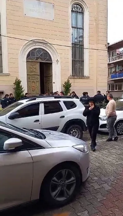 SON DAKİKA: Sarıyer'de Santa Maria Kilisesi'ne silahlı saldırı: 1 kişi hayatını kaybetti