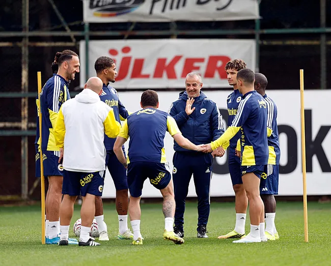 fenerbahcede-aziz-yildirim-harekete-gecti-1792911038537.jpg