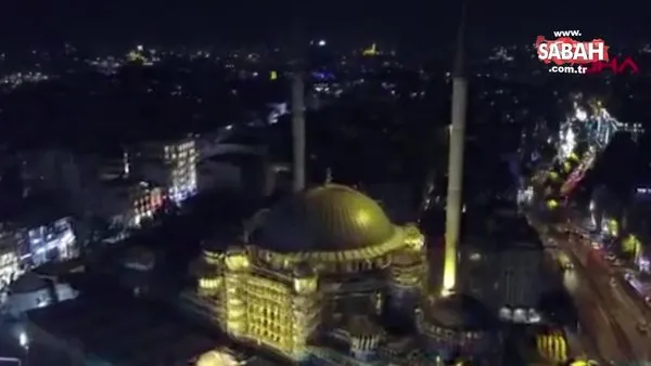 İstanbul Taksim Camii ışıklandırıldı