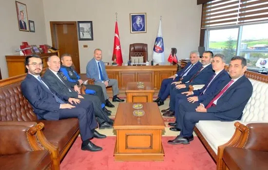 ilk-astronot-alper-gezeravci-kirikkale-universitesinde-1711459921269.jpg