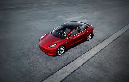 TESLA BİNLERCE ARACINI GERİ ÇAĞIRDI