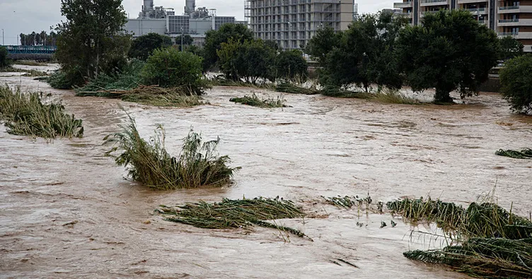 İspanya’da sel felaketi: 2 ölü