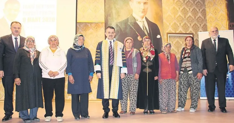 İlk fahri doktora Pakdemirli’ye
