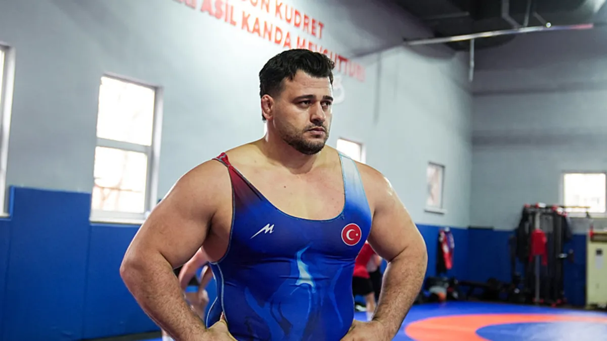 Rıza Kayaalp, Ermeni rakibini 78’inci saniyede tuş etti