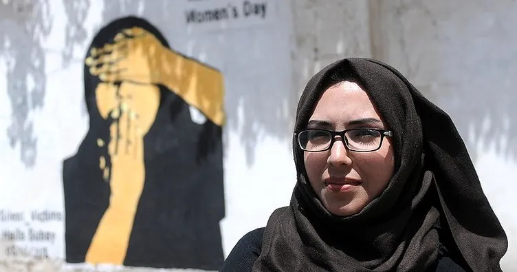 Yemenli sanatçı halkın sıkıntılarını duvarlara anlatıyor