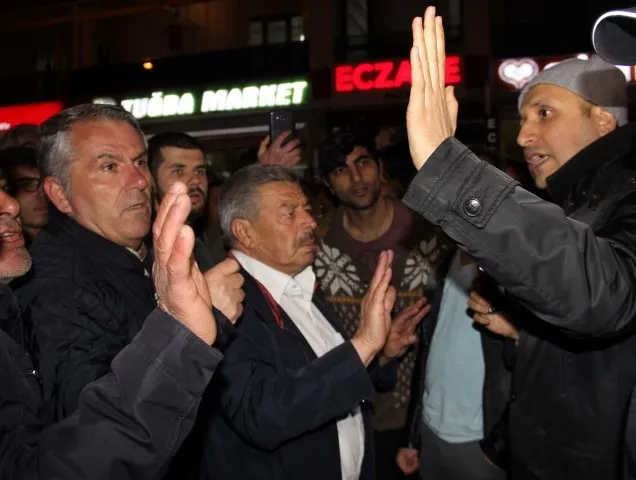 Ãlümlü kazanın olduÄu yerde bir kaza daha oldu! VatandaÅ isyan etti!