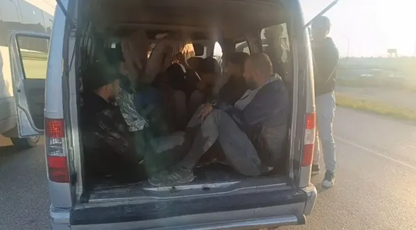hatayda-2-suriye-uyruklu-gocmen-kacakcisi-yakalandi-1777814858574.jpg