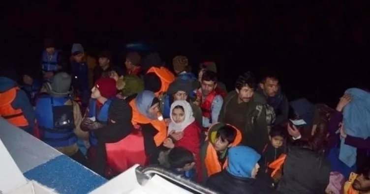 İzmir’de 54 düzensiz göçmen yakalandı