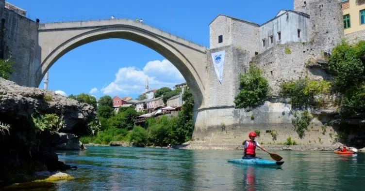 Tarihi Mostar Köprüsü’nün yeniden açılışının 16. yılı