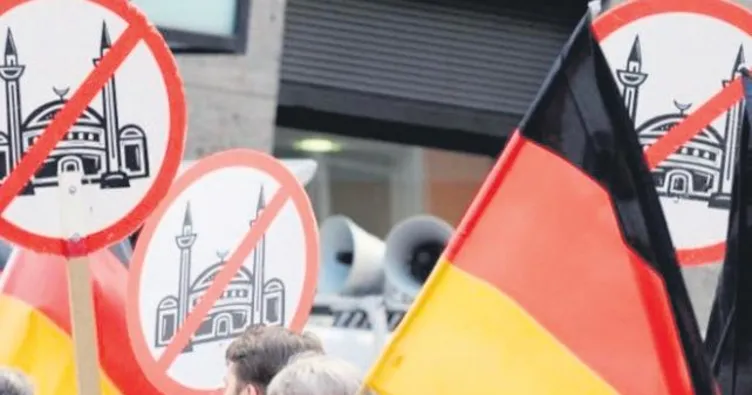 Avrupa’da Türkofobi yeniden hortladı