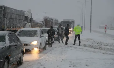Göksun karayolu ’kar’ nedeniyle kapandı