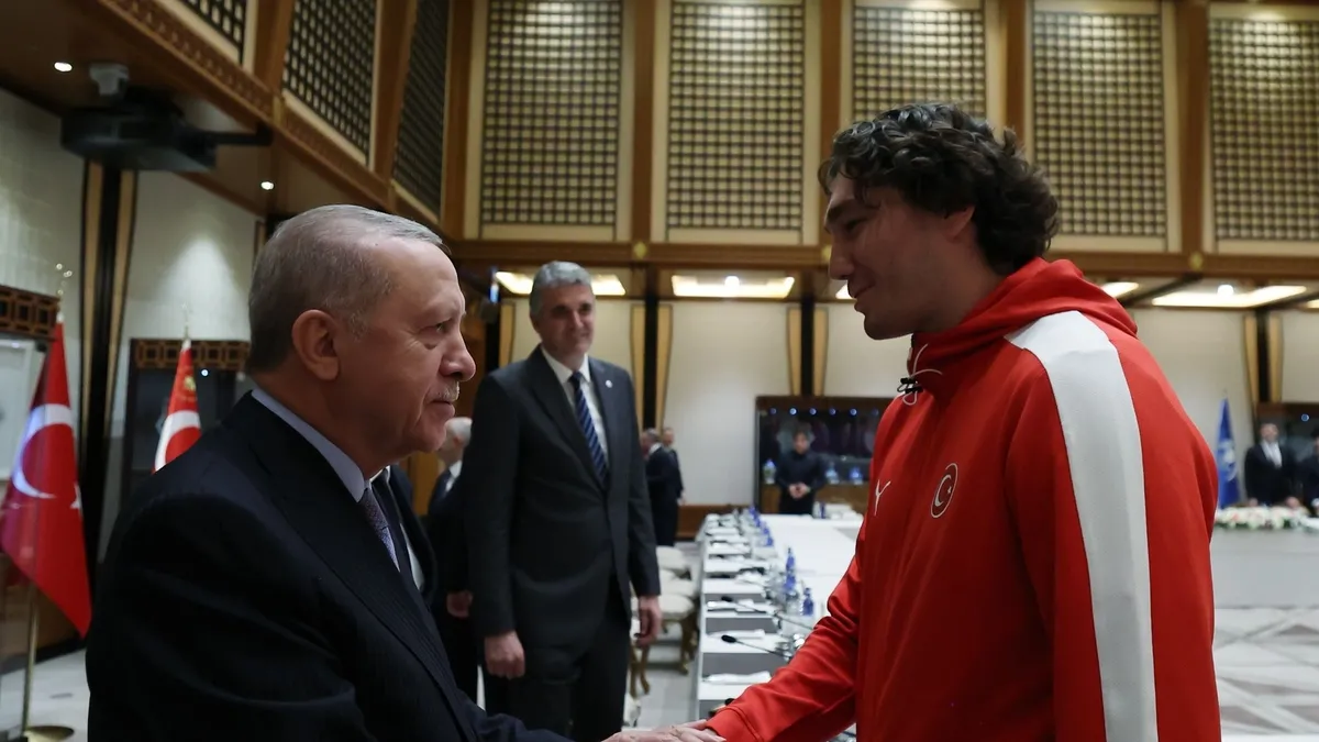 Başkan Erdoğan A Milli Basketbol Takımı'nı kabul etti Başkan Erdoğan A Milli Basketbol Takımı'nı kabul etti