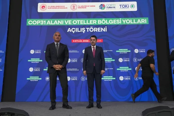 antalya-turizmde-vites-yukseltti-24-yilda-192-milyar-liralik-yatirim-1788597771725.jpeg