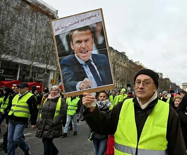 Macron tarihinin en büyük greviyle karşı karşıya... Ülkede hayat duracak!