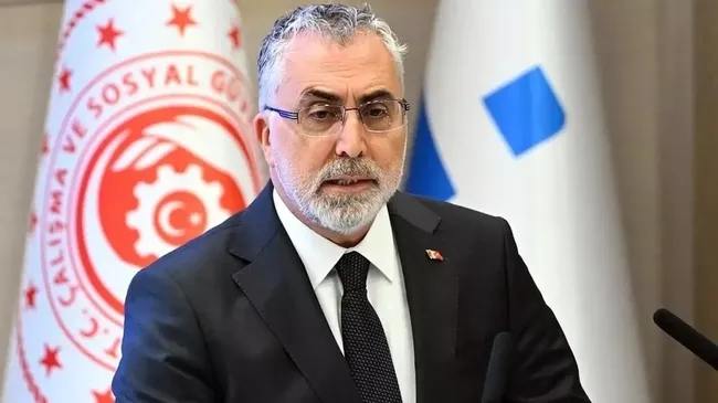 bakhan-isikhandan-onemli-aciklamalar-belediyelerin-borcu-196-milyar-tl-1745692468378.jpeg Bakhan Işıkhan'dan önemli açıklamalar:
