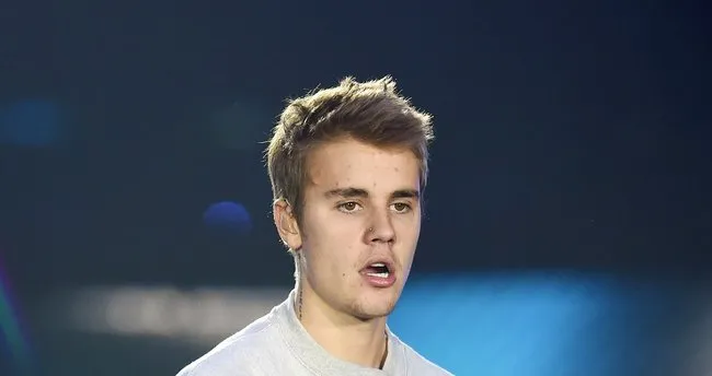Justin Bieber hüngür hüngür ağladı