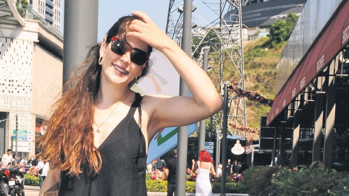 ‘Hamile arkadaşıma annelik dersi veriyorum’ ‘Hamile arkadaşıma annelik dersi veriyorum’