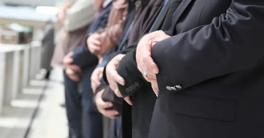 Cenaze Namazı Farz Mı, Vacip Mi? Diyanet Açıklaması ile Hükmü ve Mahiyeti