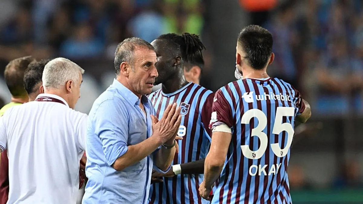 Abdullah Avcı özür diledi! Trabzonspor taraftarından istifa sesleri...