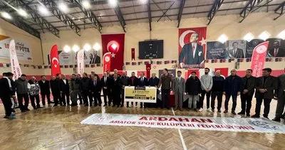 Ardahan‘daki spor kulübelerine toplamda 525 bin nakdi yardım yapıldı #ardahan
