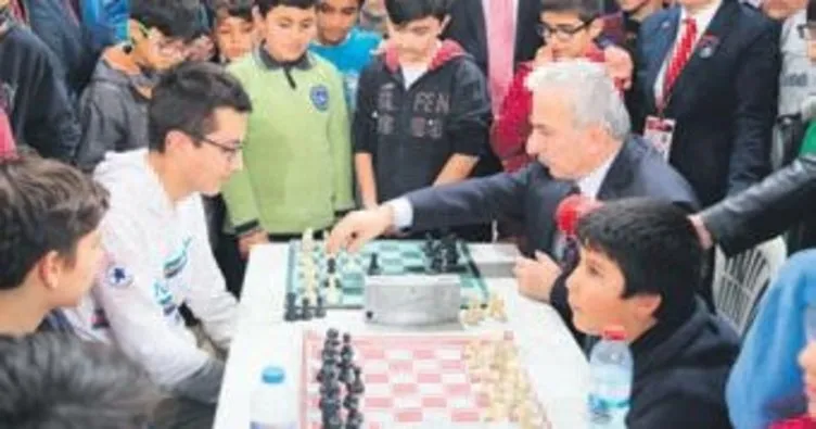 Okullar arası satranç yarışmaları başladı