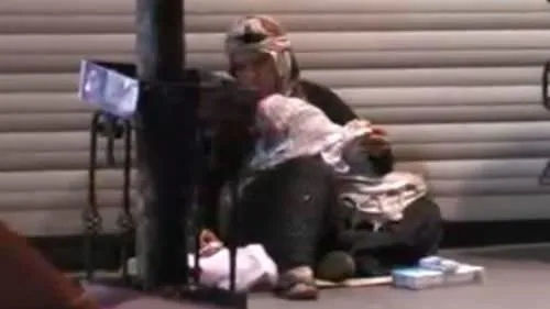 Dilencilerin kucağındaki bebekler neden sürekli uyur?