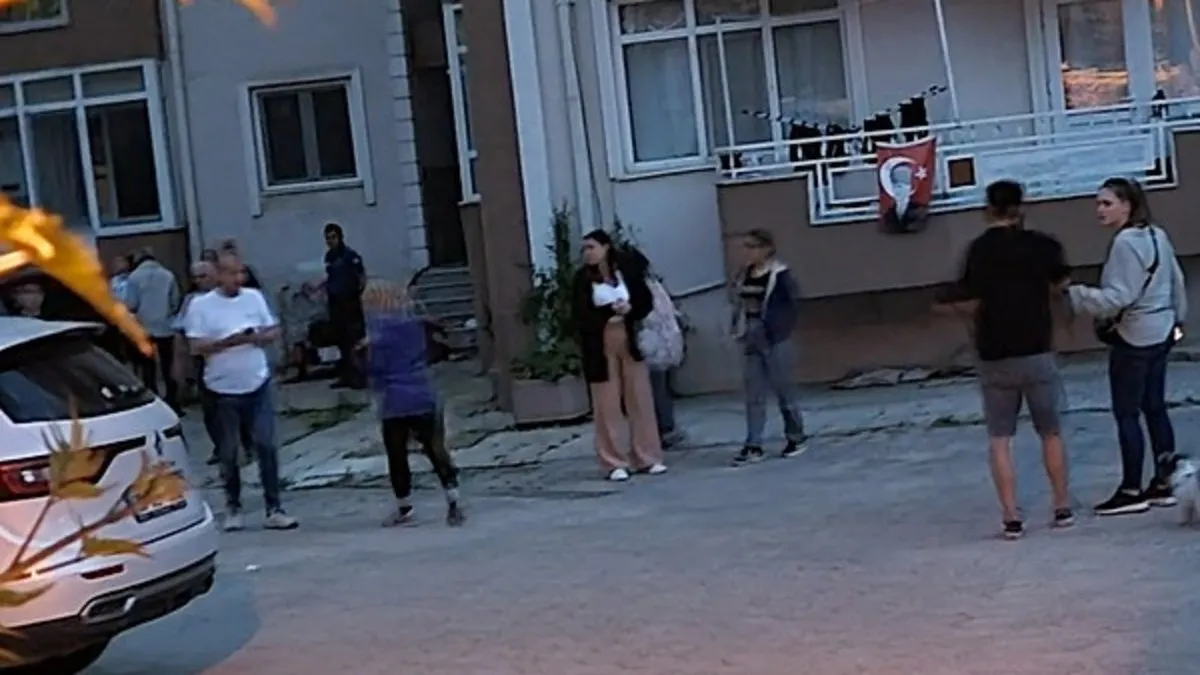 Cam silerken 2’nci kattan düşen kadın hayatını kaybetti